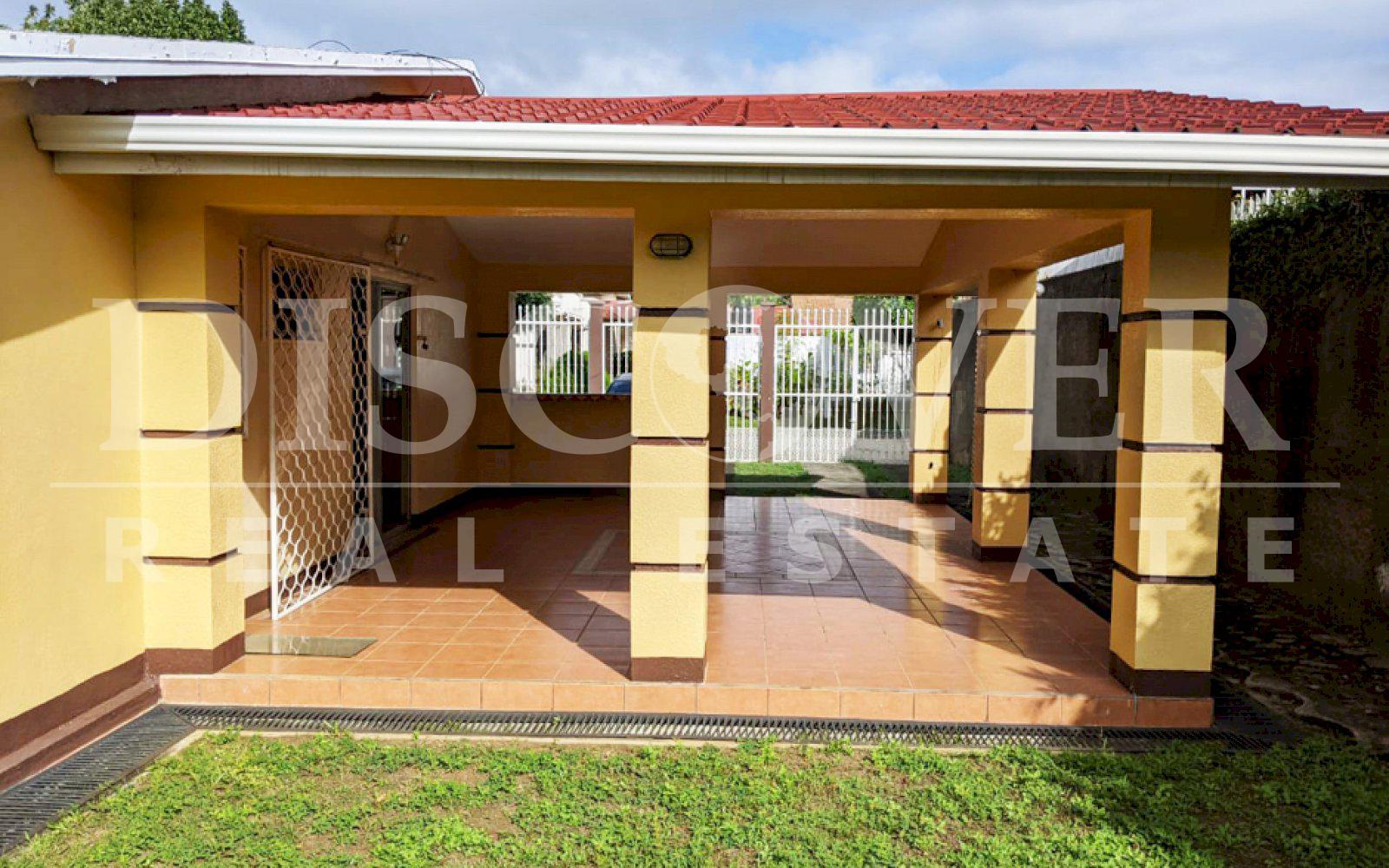 CASA EN VENTA EN RESIDENCIAL BOSQUES DE CAPISTRANO